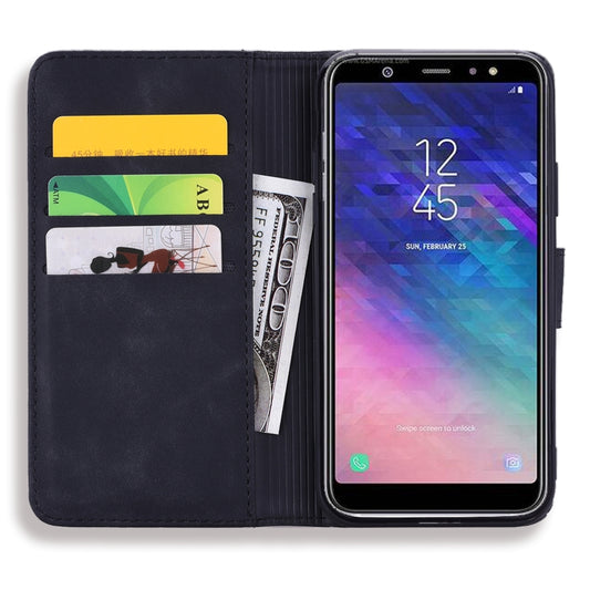 Samsung Galaxy A7 leather case detail view displaying card slot organization