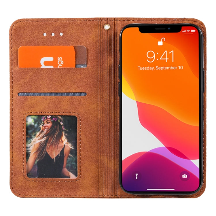 Lucky Flowers Embossing Pattern Magnetic Horizontal Flip Leather Case with Holder & Card Slots