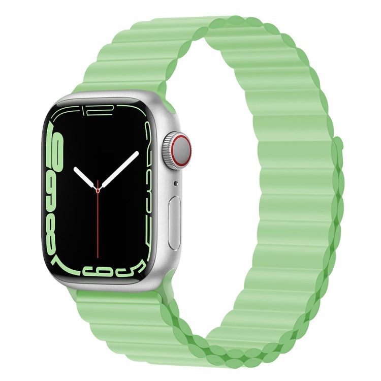 Silicone Magnet Watch Band For Apple Watch Series, 7 45mm / 6&SE&5&4 44mm / 3&2&1 42mm