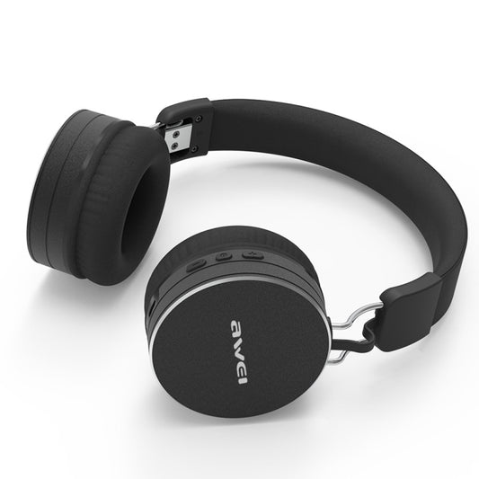 A790BL Bluetooth headphones showing comfortable padded ear cups and adjustable design