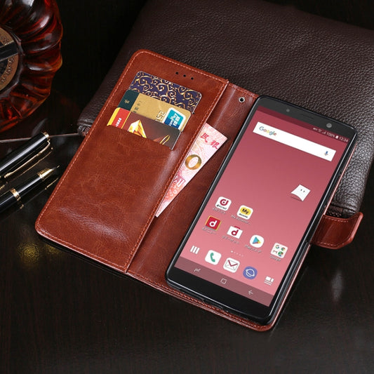 Case displayed open with card storage and ID window visible