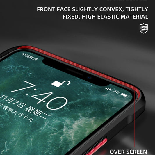 Detailed view of TPU material texture and airbag bubble system in iPAKY shockproof phone case
