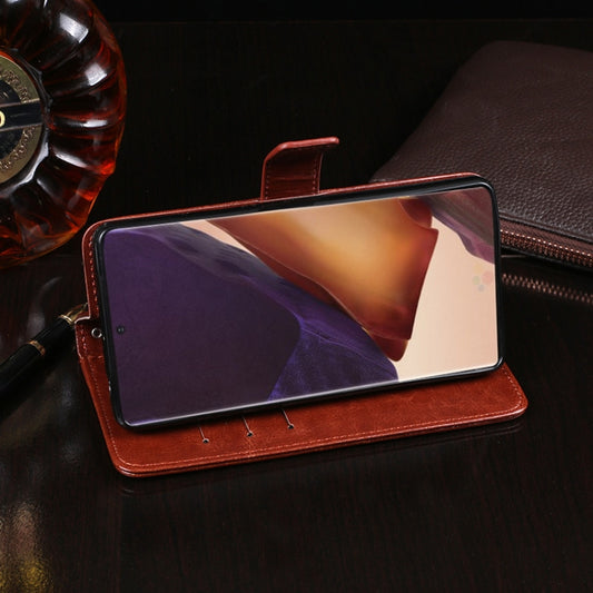 Card and cash storage slots inside Galaxy Note 20 Ultra leather wallet case