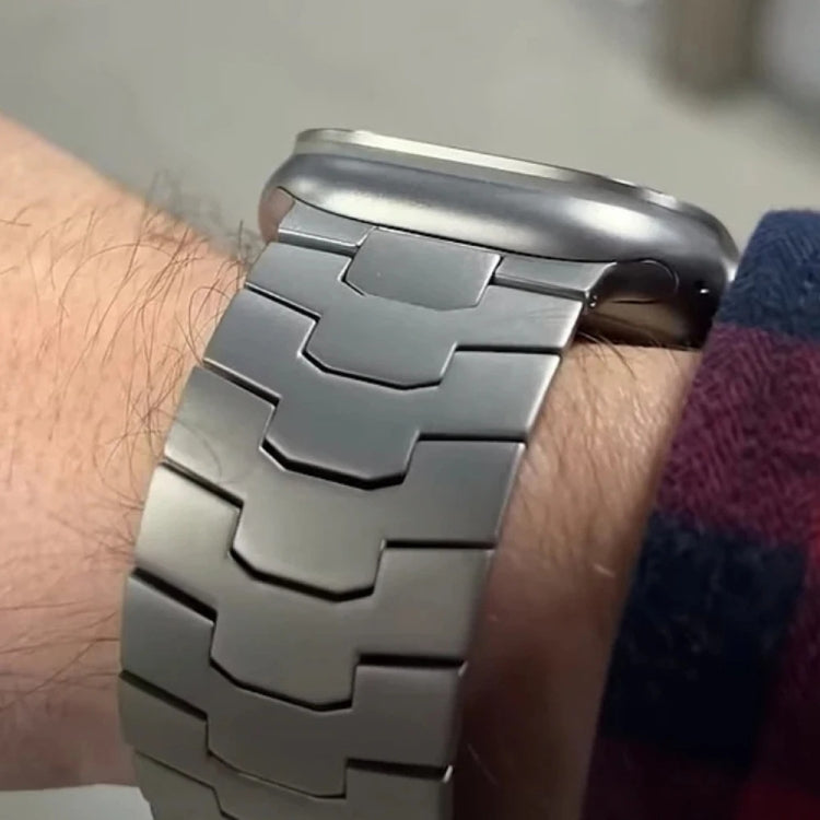 26mm Oracle Safety Buckle Titanium Alloy Watch Band, For Apple Watch SE 2023 44mm, For Apple Watch Ultra 2 49mm, For Apple Watch Series 9 45mm, For Apple Watch Ultra 49mm, For Apple Watch Series 8 45mm, For Apple Watch SE 2022 44mm���������������������...