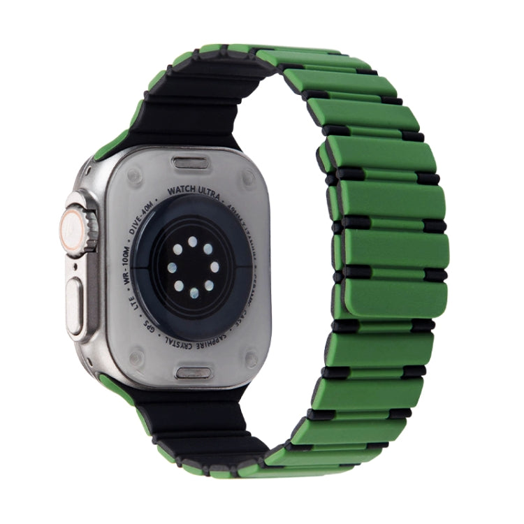 Two-color Magnetic Silicone Watch Band, For Apple Watch Ultra 2 49mm, For Apple Watch Series 9 45mm
