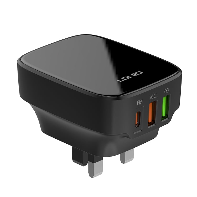 LDNIO Q334 32W Type-C + Dual USB Port Charger with 1m USB-C / Type-C to 8 Pin Data Cable, EU Plug, UK Plug, US Plug