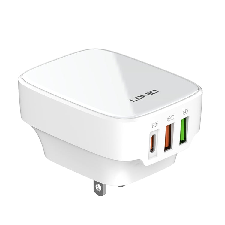 LDNIO Q334 32W Type-C + Dual USB Port Charger with 1m USB-C / Type-C to 8 Pin Data Cable, EU Plug, UK Plug, US Plug