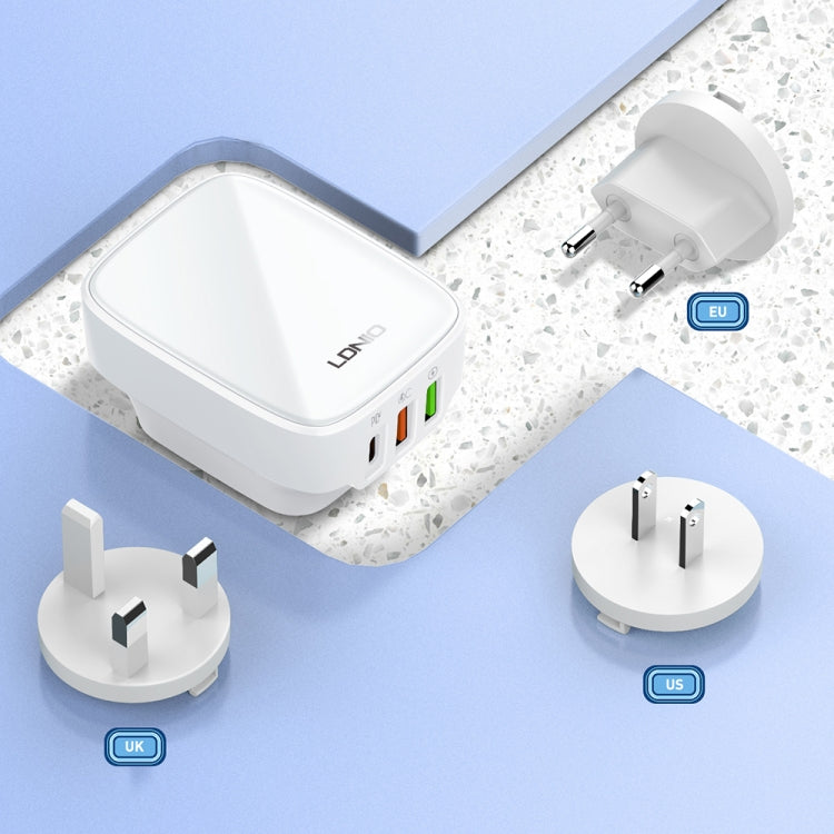LDNIO Q334 32W Type-C + Dual USB Port Charger with 1m USB-C / Type-C to 8 Pin Data Cable, EU Plug, UK Plug, US Plug