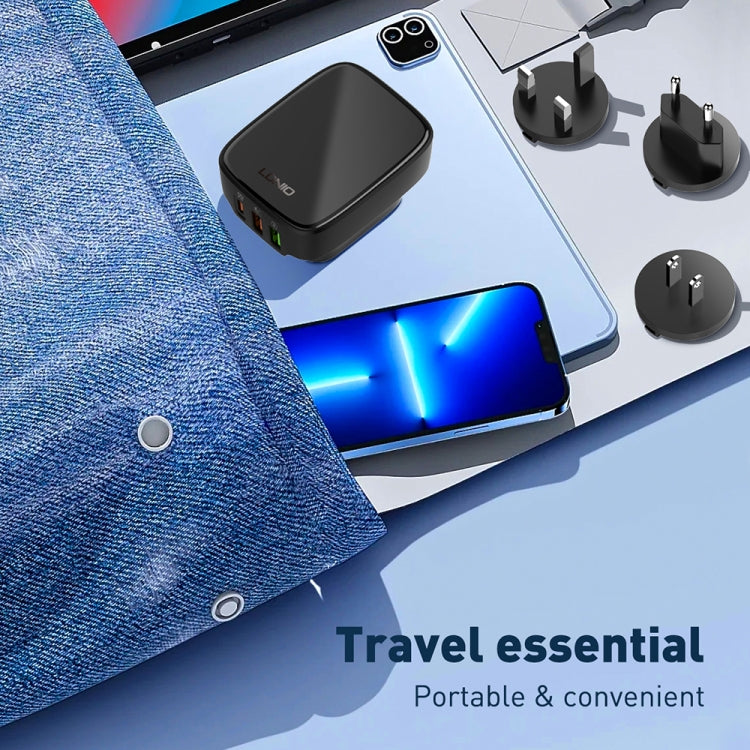 LDNIO Q334 32W Type-C + Dual USB Port Charger with 1m USB-C / Type-C to 8 Pin Data Cable, EU Plug, UK Plug, US Plug