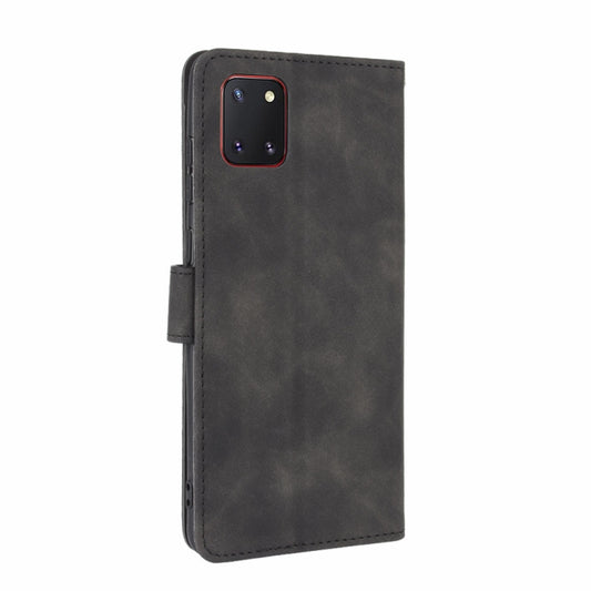 Solid color skin-feel leather case Galaxy Note20 Ultra showing magnetic closure detail