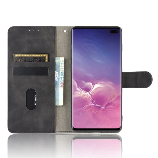 Magnetic buckle Galaxy S10e case showing interior card and cash storage compartments