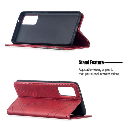Horizontal flip magnetic closure detail on Galaxy S20 FE protective leather case