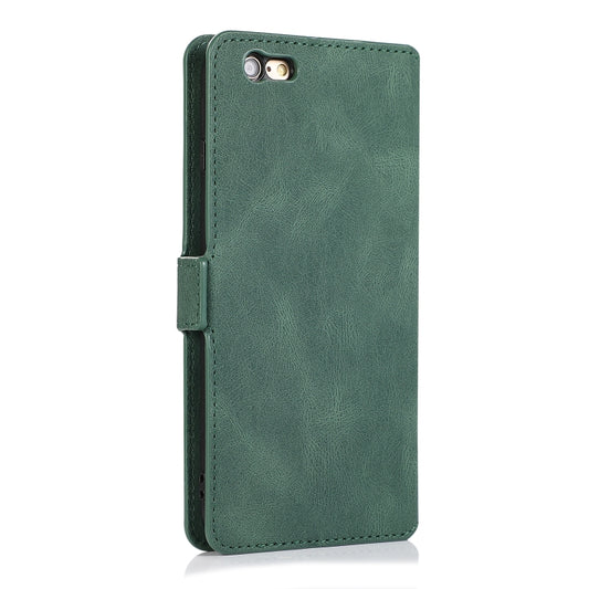 Magnetic closing clasp detail on horizontal flip iPhone 8 protective case