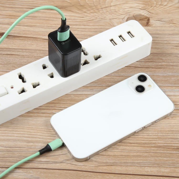 PD 20W USB-C/Type-C+QC 3.0 USB Ports Plaid Pattern Travel Charger, US Plug, US Plug (Black)