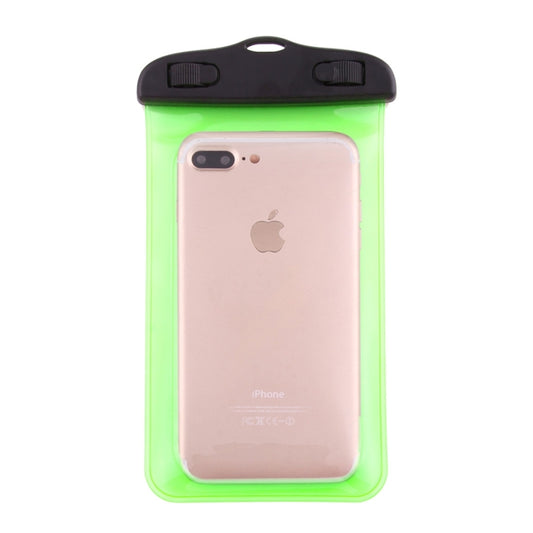 Universal waterproof phone holder fits Galaxy, Huawei, Xiaomi smartphones