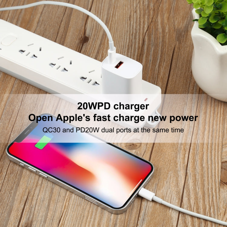 U087 20W USB-C / Type-C + USB Ports Fast Charging Travel Charger, US Plug, US Plug