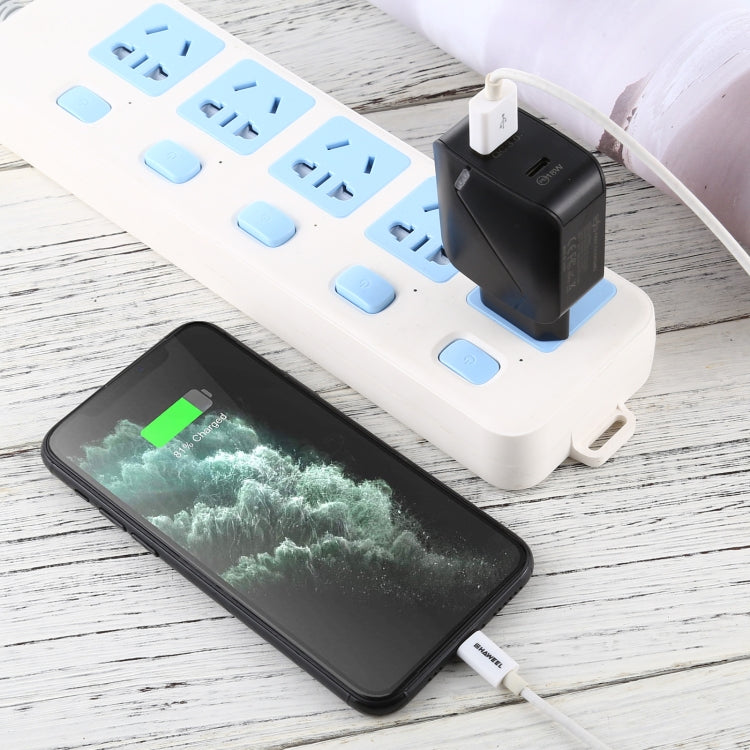 LZ-819A+C QC3.0 USB + PD 18W USB-C / Type-C Interfaces Travel Charger with Indicator Light, EU Plug, EU Plug