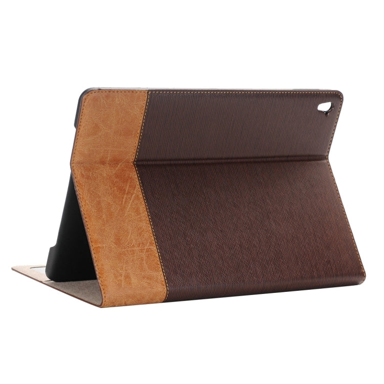 Étui à rabat horizontal en cuir à texture croisée avec support, emplacements pour cartes et portefeuille pour iPad Pro 9,7 pouces.