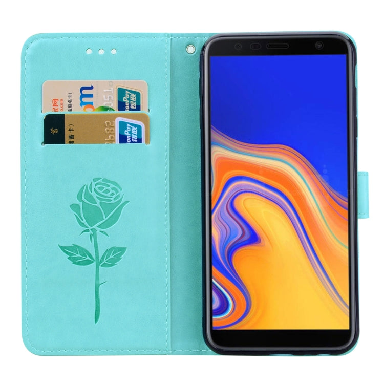 Étui à rabat horizontal en cuir PU avec motif rose en relief pour Samsung Galaxy J4 Plus, avec support, emplacements pour cartes et portefeuille.