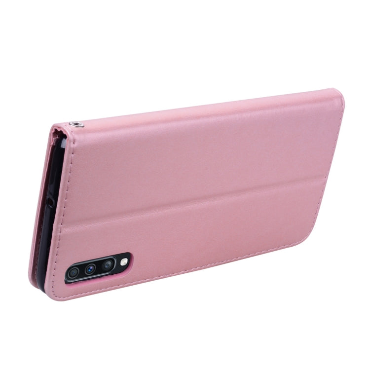 Étui à rabat horizontal en cuir PU avec motif rose en relief pour Galaxy A70, avec support, emplacements pour cartes et portefeuille. Pour Samsung Galaxy A70