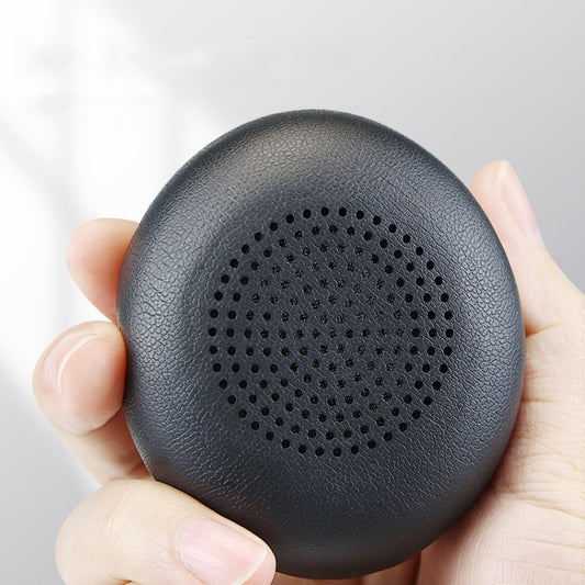Packaging contents displaying 2-piece headphone pad replacement kit for Uproar model