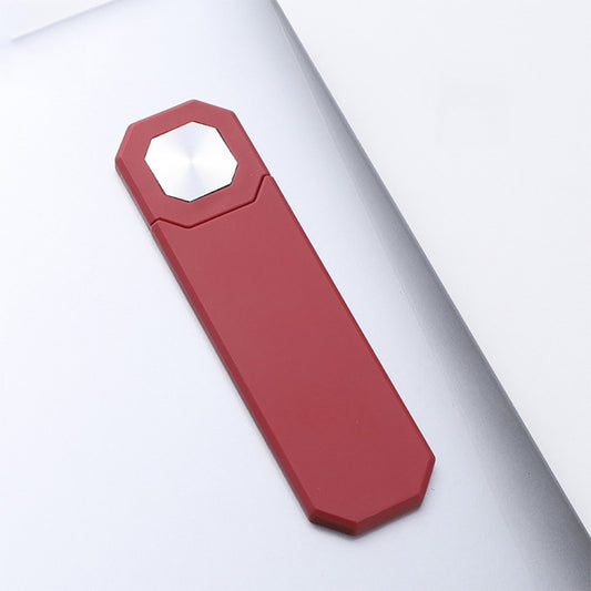 Close-up of magnetic grip technology holding device without scratching